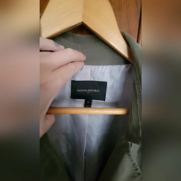 Banana Republic Sage Green Jacket - Picture 3 of 3